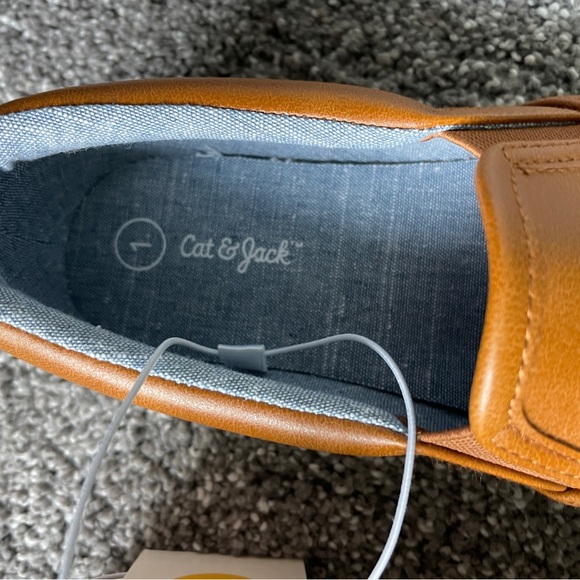 Cat & Jack Boys Tan Slip-On Loafers - Picture 6 of 9